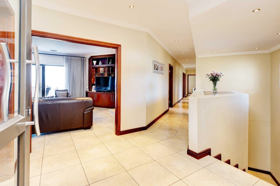 4 Bedroom Property for Sale in Welgemoed Western Cape